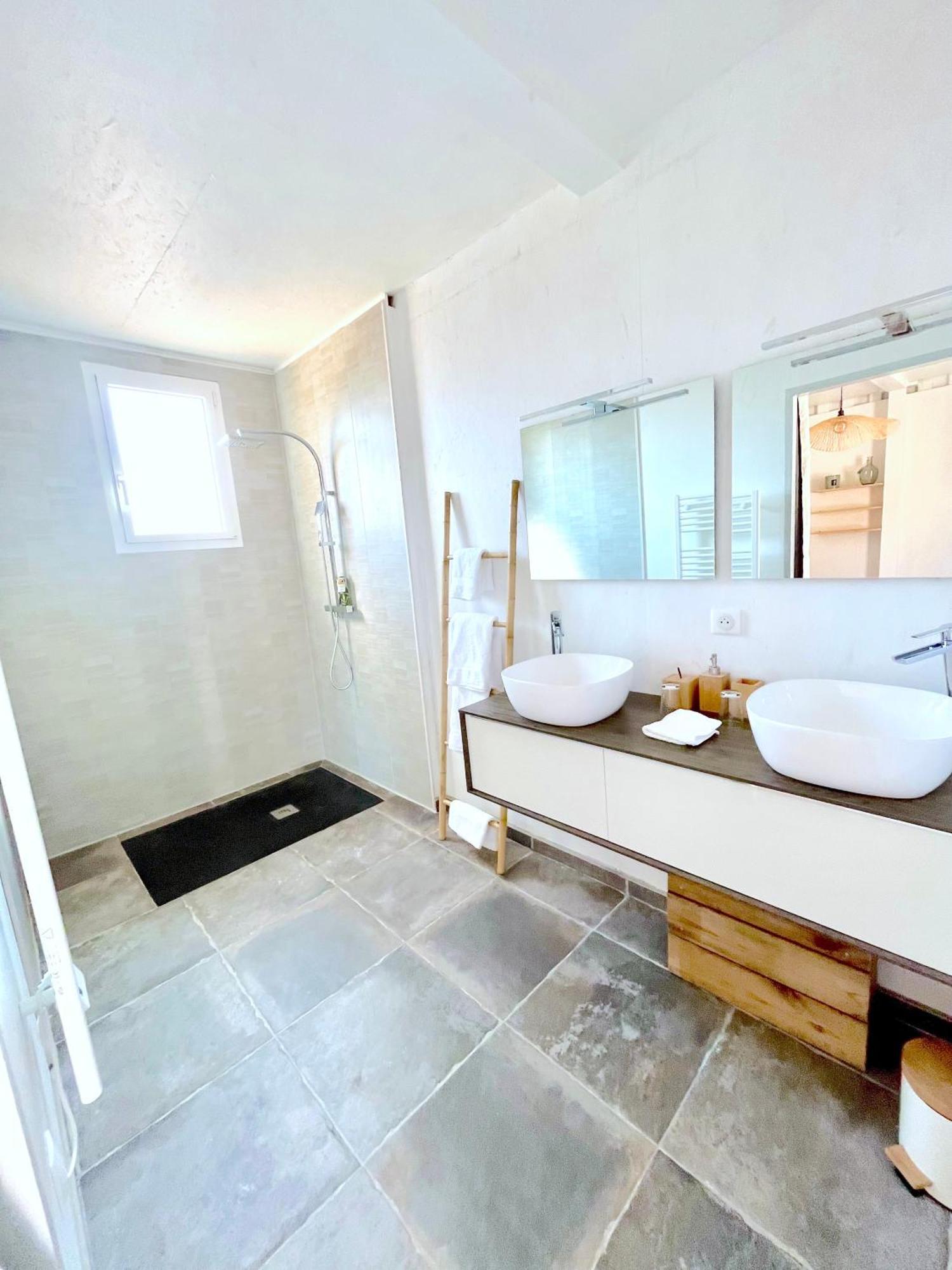 Nuiki Lodges - Chambres D'Hotes Montségur-sur-Lauzon Εξωτερικό φωτογραφία